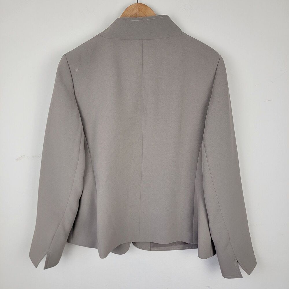 Talbots Women Long Sleeve Blazer Jacket Shoulder Pads Gray Size 14W. - Picture 3 of 10